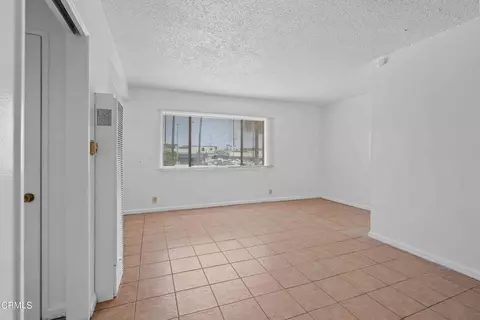 Living - 5441 Perkins Rd, Oxnard, CA 93033 photo 2 of 3