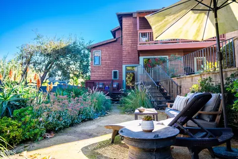 316 W Ortega St #B, Santa Barbara, CA 93101
