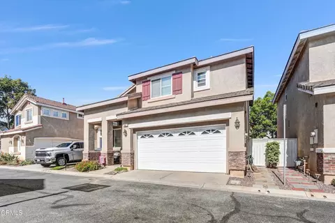 Exterior - 902 Paseo Brisas Lindas, Oxnard, CA 93030 photo 2 of 3