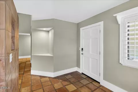 Entry Way - 2900 Windward Way, Oxnard, CA 93035 photo 1 of 3