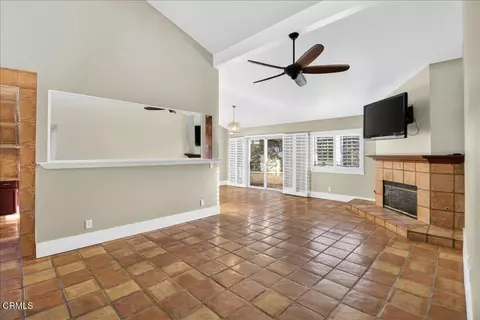 Living - 2900 Windward Way, Oxnard, CA 93035 photo 5 of 5