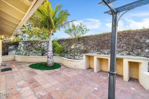 Exterior - 2900 Windward Way, Oxnard, CA 93035 photo 4 of 12