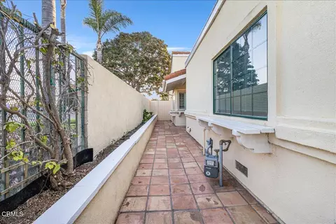 Exterior - 2900 Windward Way, Oxnard, CA 93035 photo 3 of 12