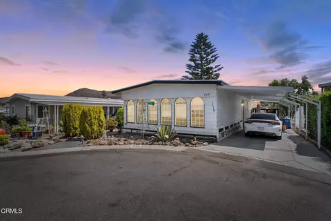 258 El Gallardo #258, Newbury Park, CA 91320