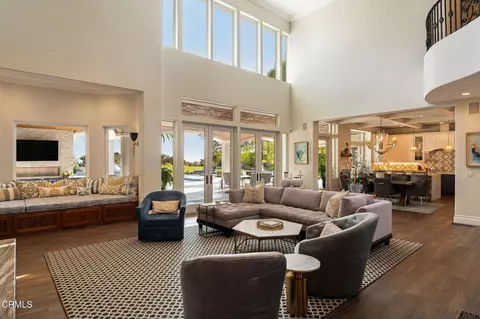 Living - 1069 Corte Barroso, Camarillo, CA 93010 photo 4 of 4