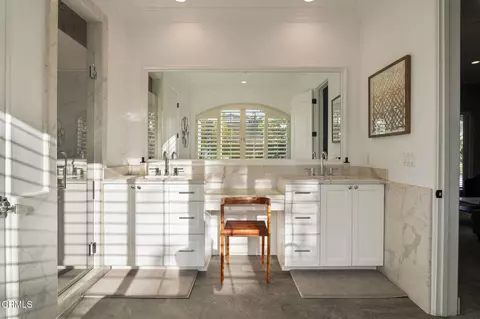 Bath - 1069 Corte Barroso, Camarillo, CA 93010 photo 1 of 8