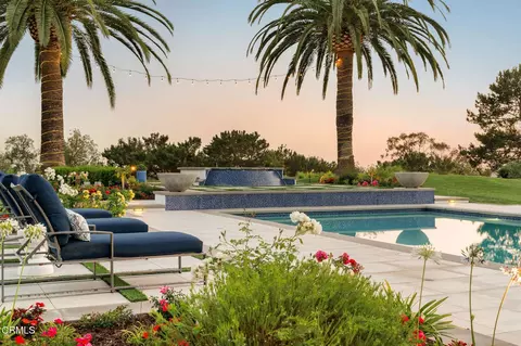 Exterior - 1069 Corte Barroso, Camarillo, CA 93010 photo 6 of 15