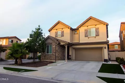 591 Owens River Dr, Oxnard, CA 93036