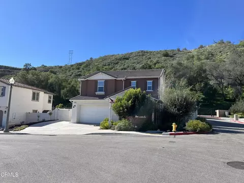 1248 Redbud St, Santa Paula, CA 93060