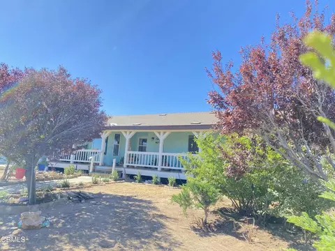 18300 Grant Pl, Tehachapi, CA 93561