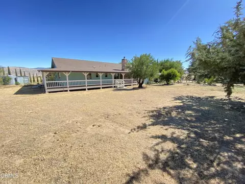 Exterior - 18300 Grant Pl, Tehachapi, CA 93561 photo 10 of 12
