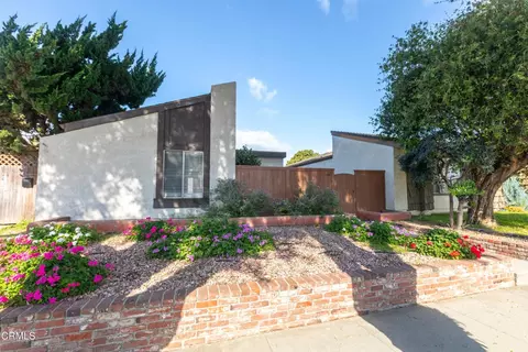 5681 Stanford St, Ventura, CA 93003