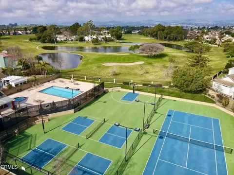 View/Area - 2134 Cold Stream Ct, Oxnard, CA 93036 photo 5 of 19