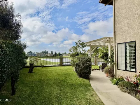 Exterior - 2134 Cold Stream Ct, Oxnard, CA 93036 photo 4 of 13