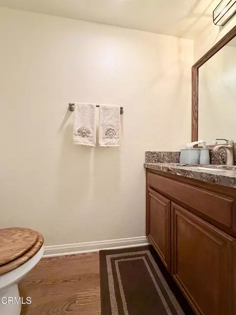 Bath - 2134 Cold Stream Ct, Oxnard, CA 93036 photo 2 of 6