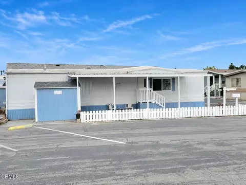 2178 Thrush Ave #J, Oxnard, CA 93033 photo 2
