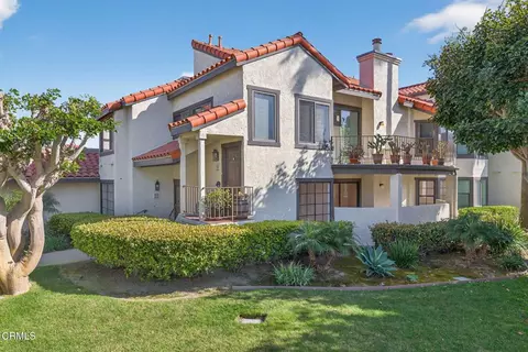 1943 San Tropez Cir, Oxnard, CA 93035