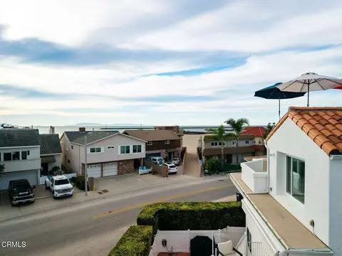 View/Area - 105 Malibu Ave, Oxnard, CA 93035 photo 2 of 7