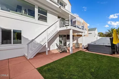 Exterior - 105 Malibu Ave, Oxnard, CA 93035 photo 5 of 8