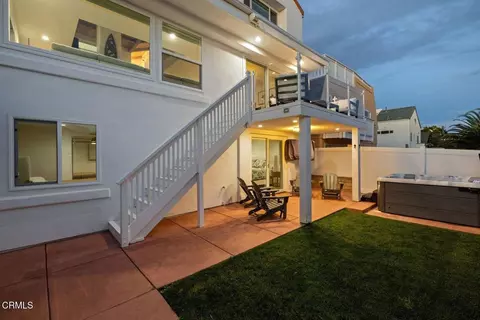Exterior - 105 Malibu Ave, Oxnard, CA 93035 photo 6 of 8