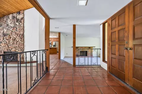 Entry Way - 2170 Ladera Rd, Ojai, CA 93023 photo 2 of 2