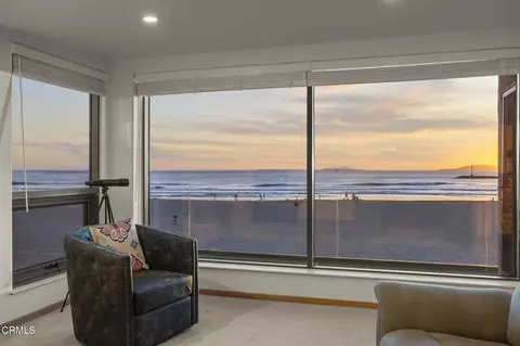 Other - 2421 Ocean Dr, Oxnard, CA 93035 photo 3 of 10