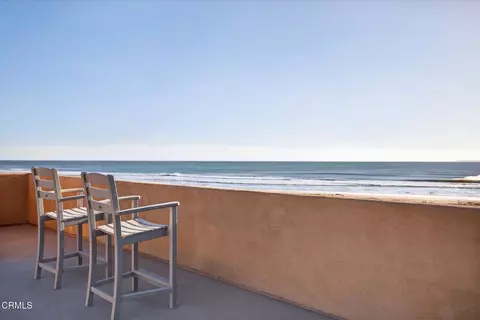View/Area - 2421 Ocean Dr, Oxnard, CA 93035 photo 9 of 15