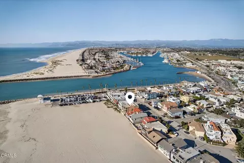View/Area - 2421 Ocean Dr, Oxnard, CA 93035 photo 10 of 15