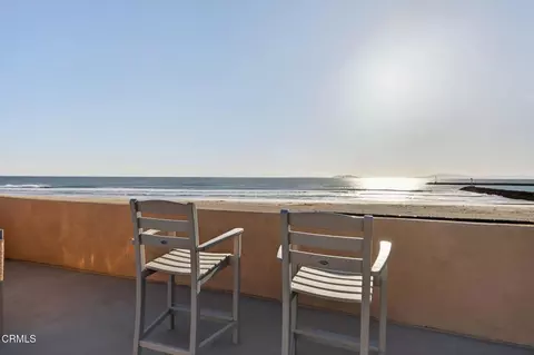 View/Area - 2421 Ocean Dr, Oxnard, CA 93035 photo 8 of 15