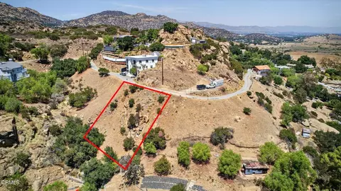 8554 Hillcroft Dr, West Hills, CA 91304