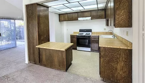 Kitchen - 643 Holly Ave, Oxnard, CA 93036 photo 2 of 2