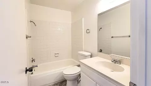 Bath - 643 Holly Ave, Oxnard, CA 93036 photo 1 of 2