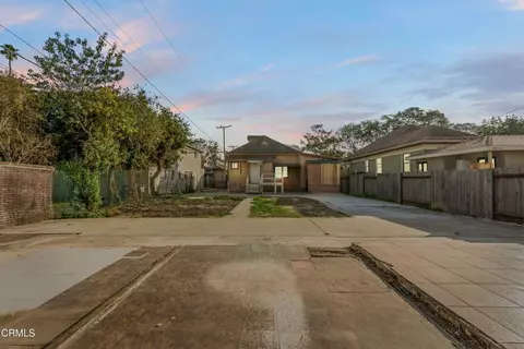 Exterior - 425 W 1st St, Oxnard, CA 93030 photo 9 of 9
