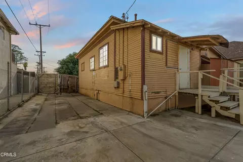 Exterior - 425 W 1st St, Oxnard, CA 93030 photo 3 of 9