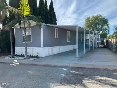 227 Calle De La Rosa #227, Camarillo, CA 93012