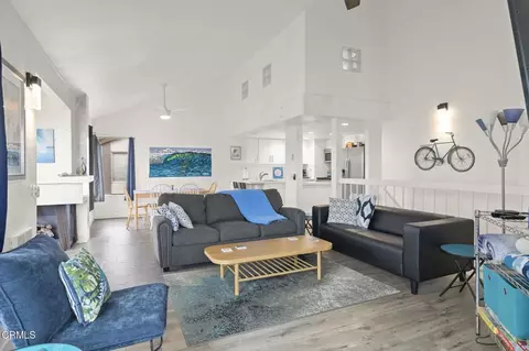 Living - 3464 Sunset Ln, Oxnard, CA 93035 photo 7 of 7