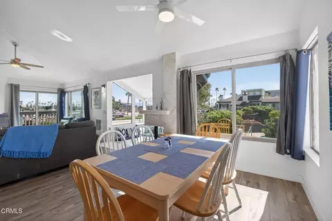 Dining - 3464 Sunset Ln, Oxnard, CA 93035 photo 3 of 3