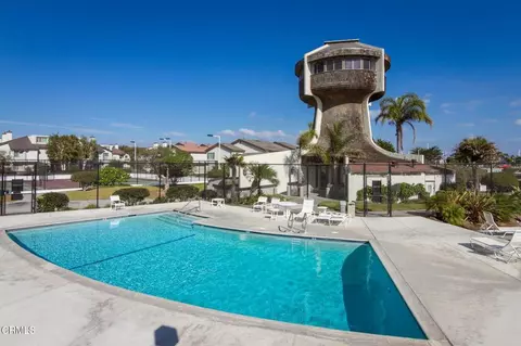 Exterior - 3464 Sunset Ln, Oxnard, CA 93035 photo 8 of 9