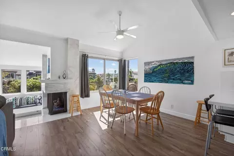 Dining - 3464 Sunset Ln, Oxnard, CA 93035 photo 2 of 3