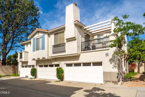 11805 San Tropez Pl, Moorpark, CA 93021
