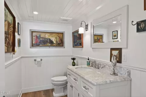 Bath - 3445 Ocean Dr, Oxnard, CA 93035 photo 1 of 8