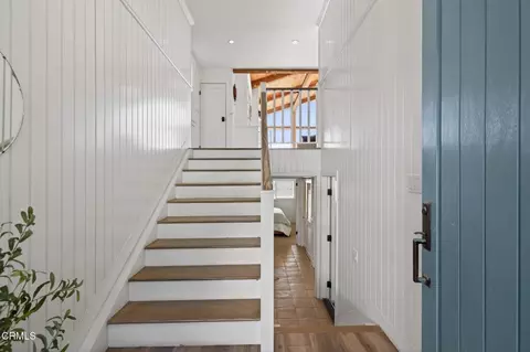 Entry Way - 3445 Ocean Dr, Oxnard, CA 93035 photo 2 of 2