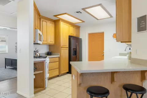 Kitchen - 61681 Palm Vista Dr, Joshua Tree, CA 92252 photo 1 of 2