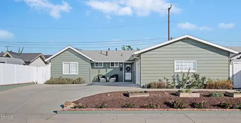 8617 Fairford St, Ventura, CA 93004