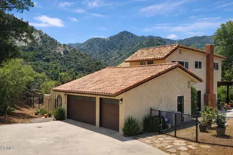 548 Live Oak Circle Dr, Calabasas, CA 91302