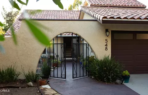 548 Live Oak Circle Dr, Calabasas, CA 91302