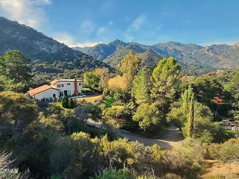 548 Live Oak Circle Dr, Calabasas, CA 91302