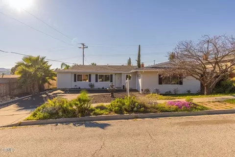 75 Maxine Ave, Oak View, CA 93022