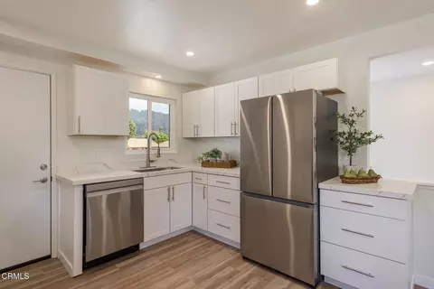 Kitchen - 75 Maxine Ave, Oak View, CA 93022 photo 3 of 5
