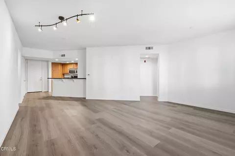 259 Riverdale Ct #241, Camarillo, CA 93012